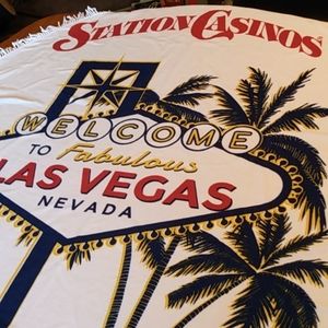 Las Vegas Essentials Round Tablecloth – Terry – 54" –‎ White/Blue